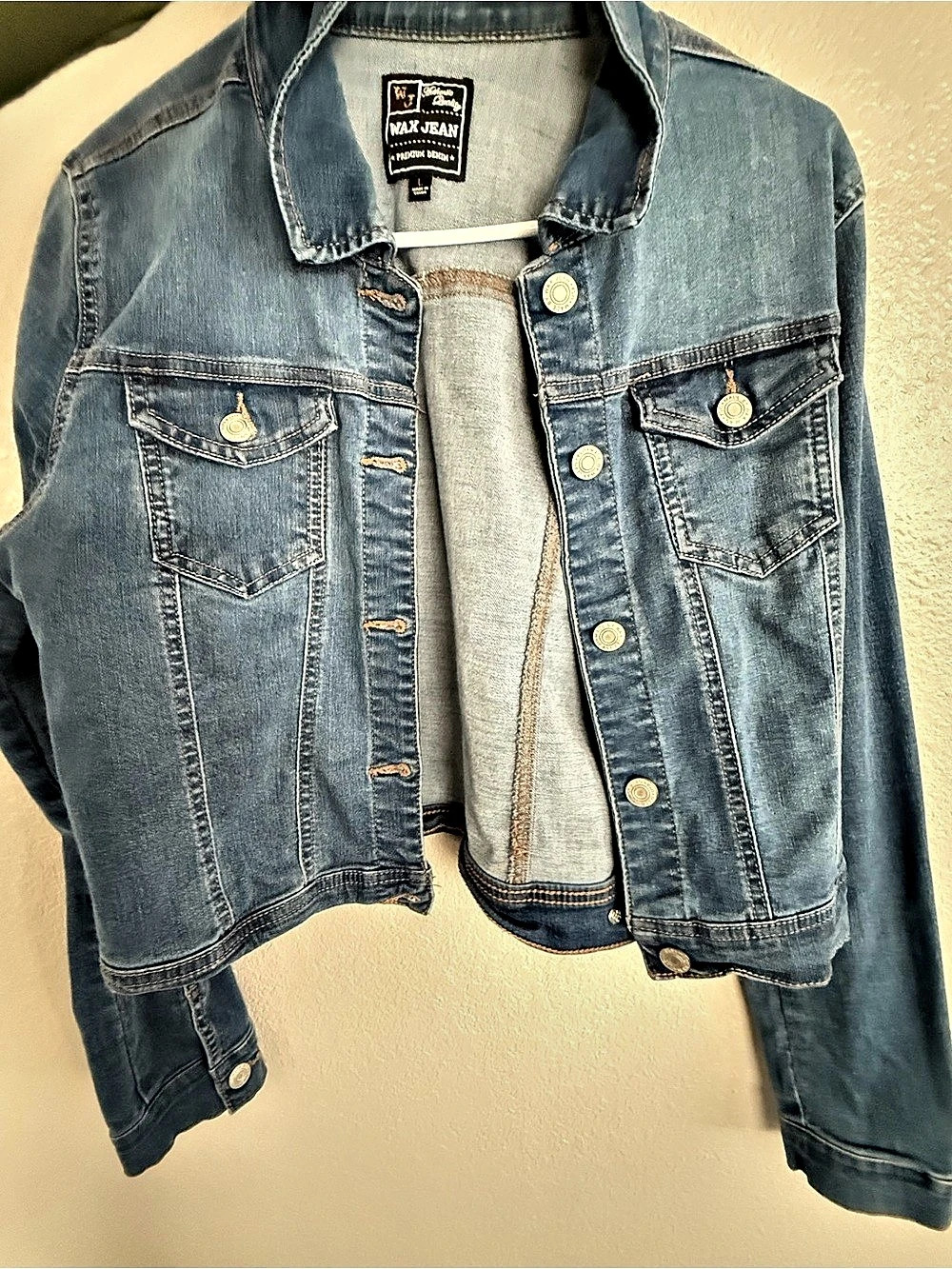 Wax Jean Long Sleeve Button Front Denim Jacket Denim Jean Jacket in Blue Like